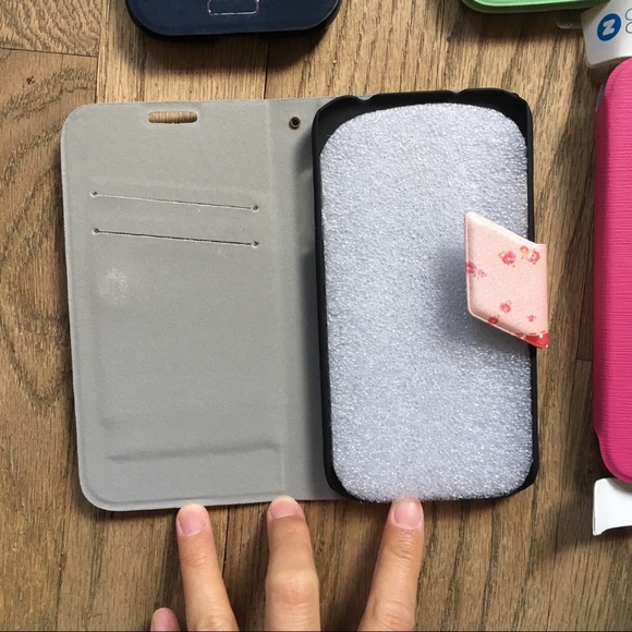 Samsung Galaxy S4 Cases Bundle - Picture 9 of 10